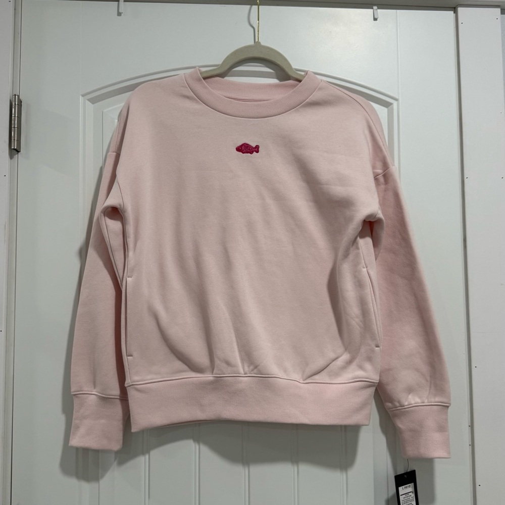 art class Light Pink Crewneck Sweatshirt with Small Fish Embroidery